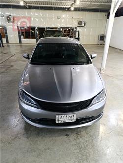 Chrysler 200